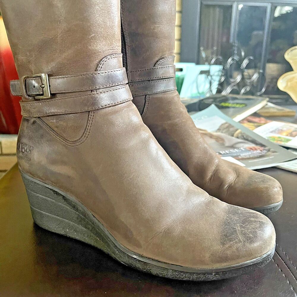 UGG Waterproof Lesley Brown Leather Wedge Tall Boots Buckle Detail Wms Size 7 - Picture 7 of 14